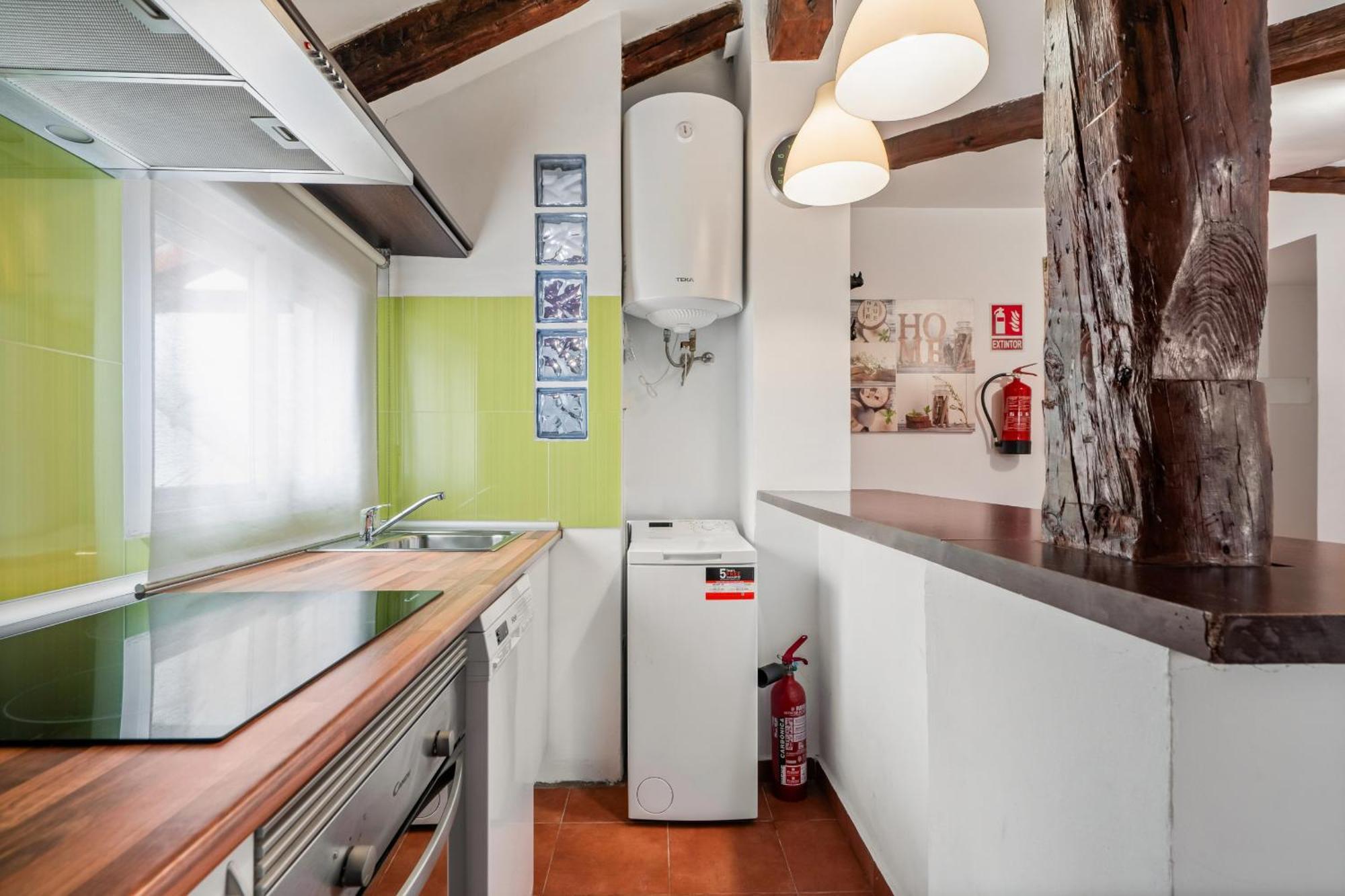 Apartamento En La Gran Via Alquiler Temporal 마드리드 외부 사진